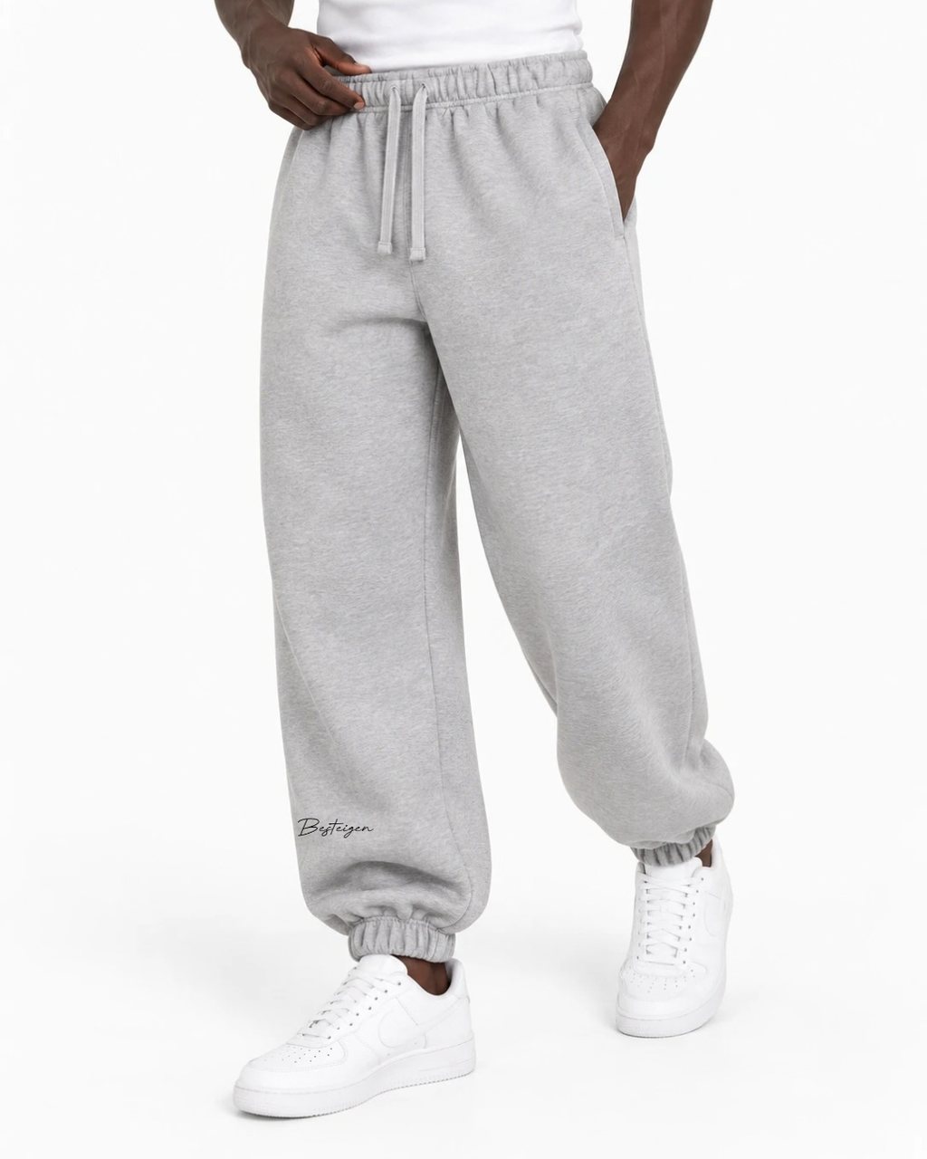 Classic Cuffed Sweatpant